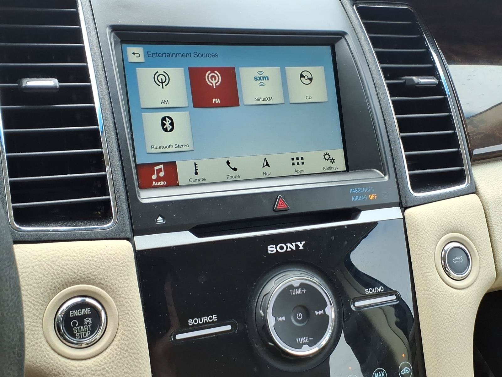 Certified 2018 Ford Taurus Limited FWD image 20