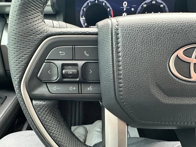 Used 2024 Toyota Tacoma TRD Sport AWD/4WD image 57