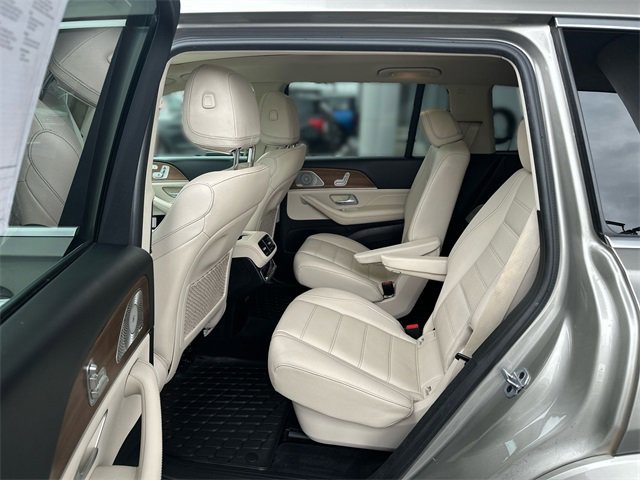 Used 2023 Mercedes-Benz GLS 450 4MATIC image 24