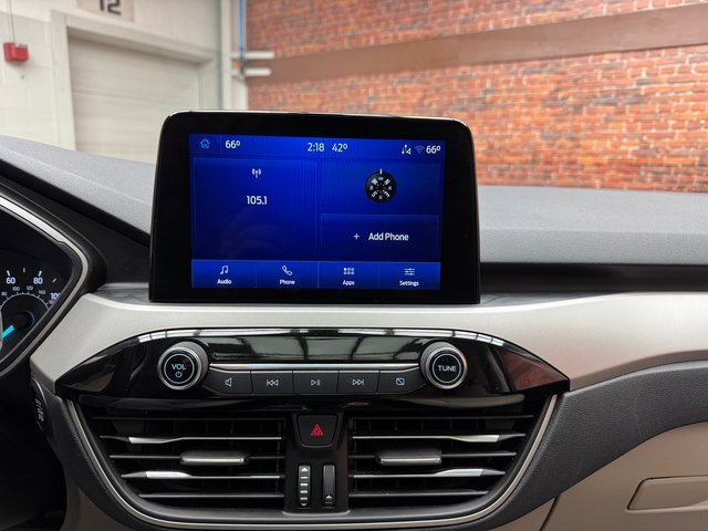 Certified 2022 Ford Escape SEL image 18