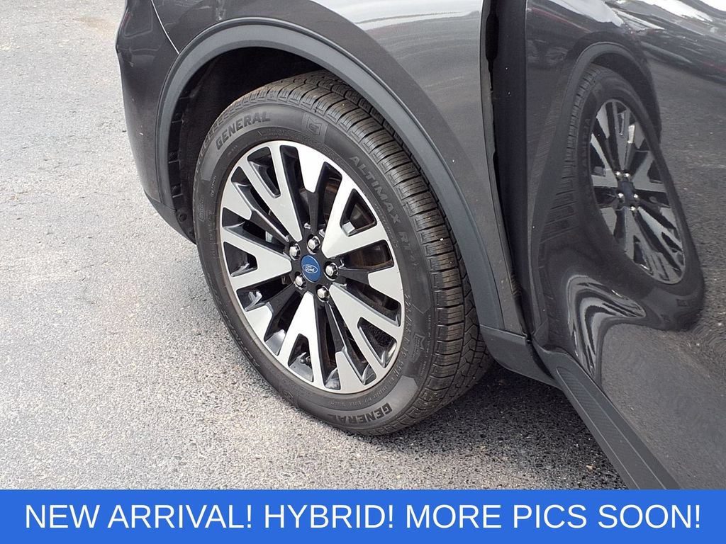 Certified 2020 Ford Escape SE Sport AWD/4WD image 31