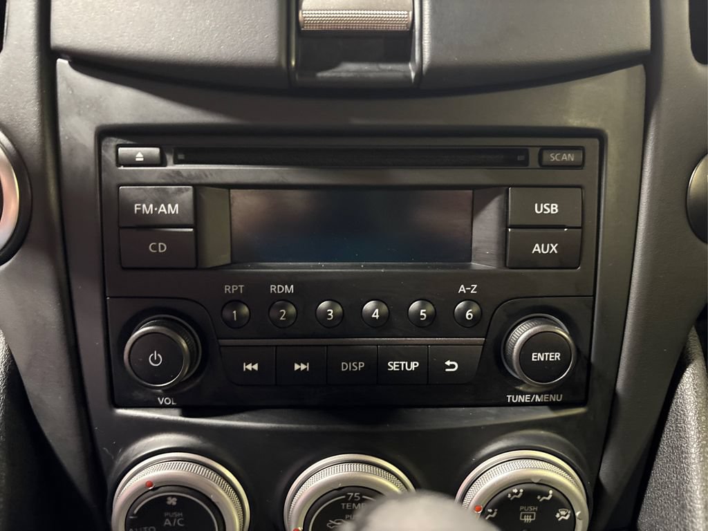Used 2020 Nissan 370Z Coupe RWD image 22