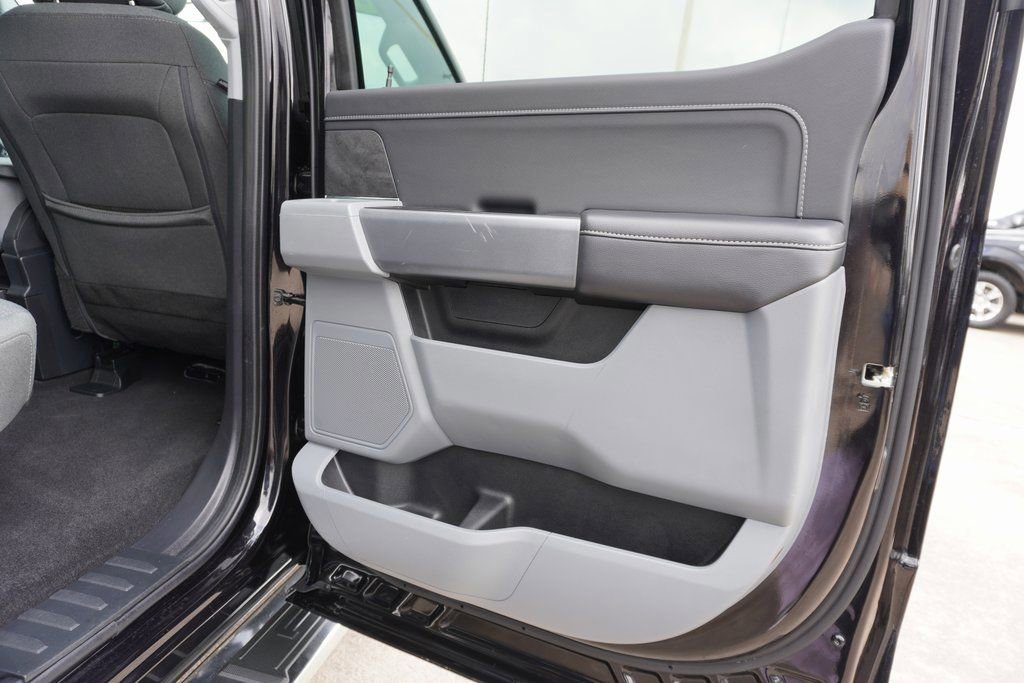 Certified 2025 Ford F150 XLT w/ Equipment Group 301A Standard image 19