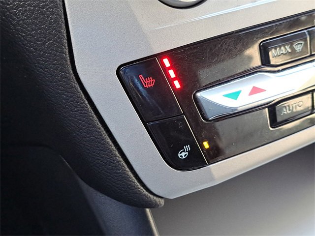 Certified 2022 Ford Explorer XLT w/ Equipment Group 202A image 15