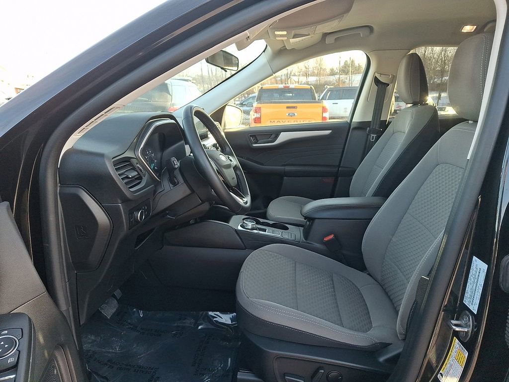 Certified 2022 Ford Escape SE w/ Convenience Package image 13