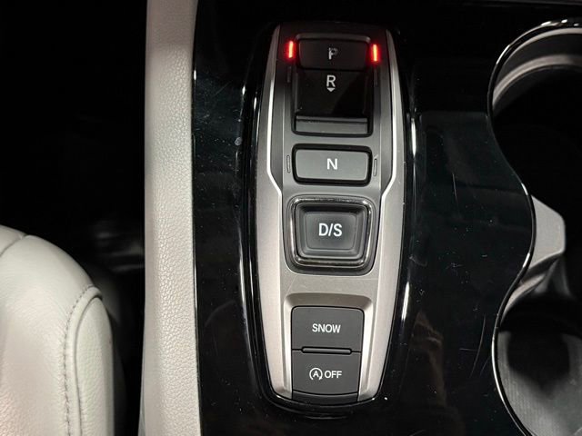 Used 2019 Honda Pilot Touring image 32