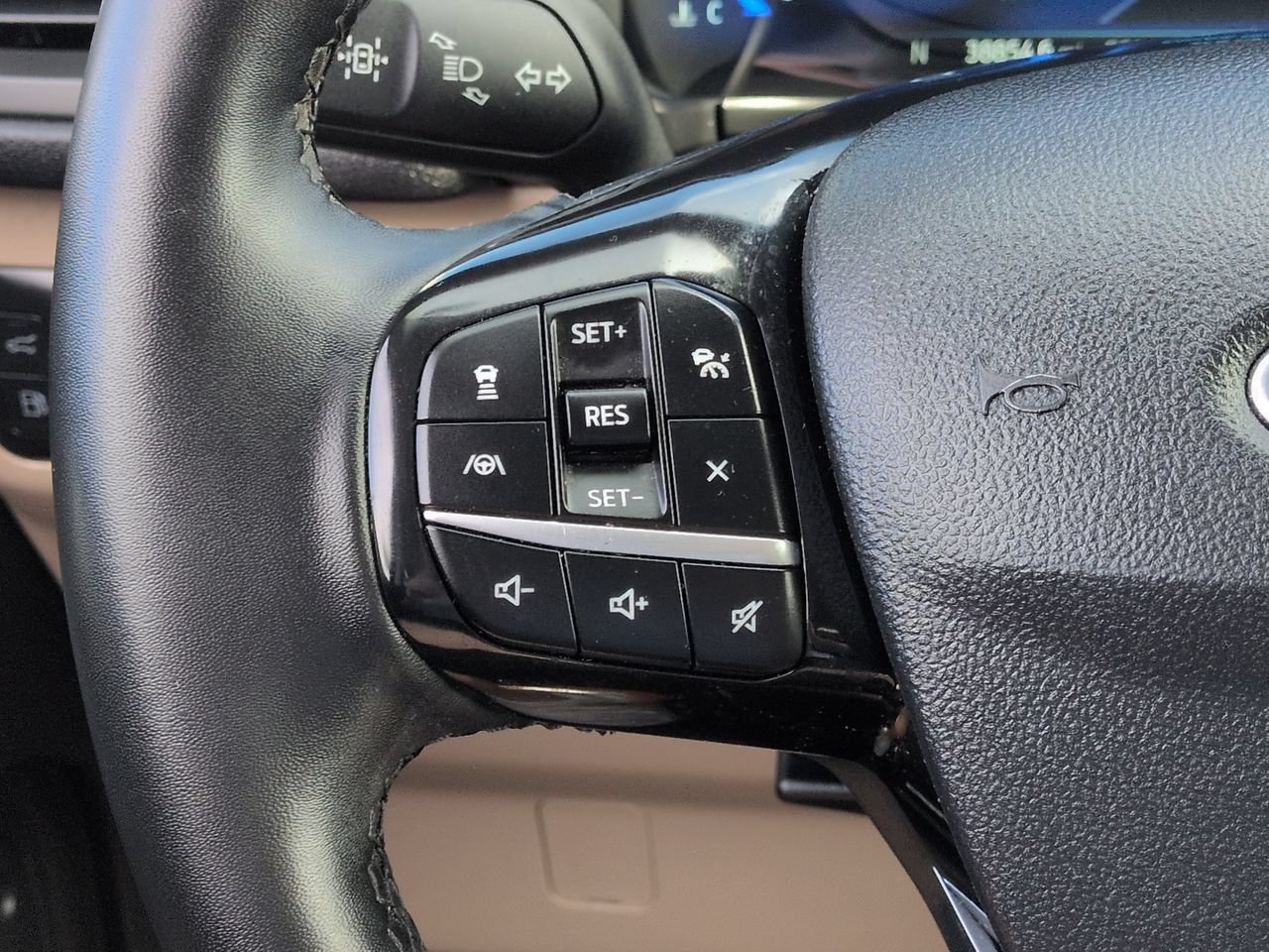 Certified 2021 Ford Escape SEL w/ Technology Package FWD image 25