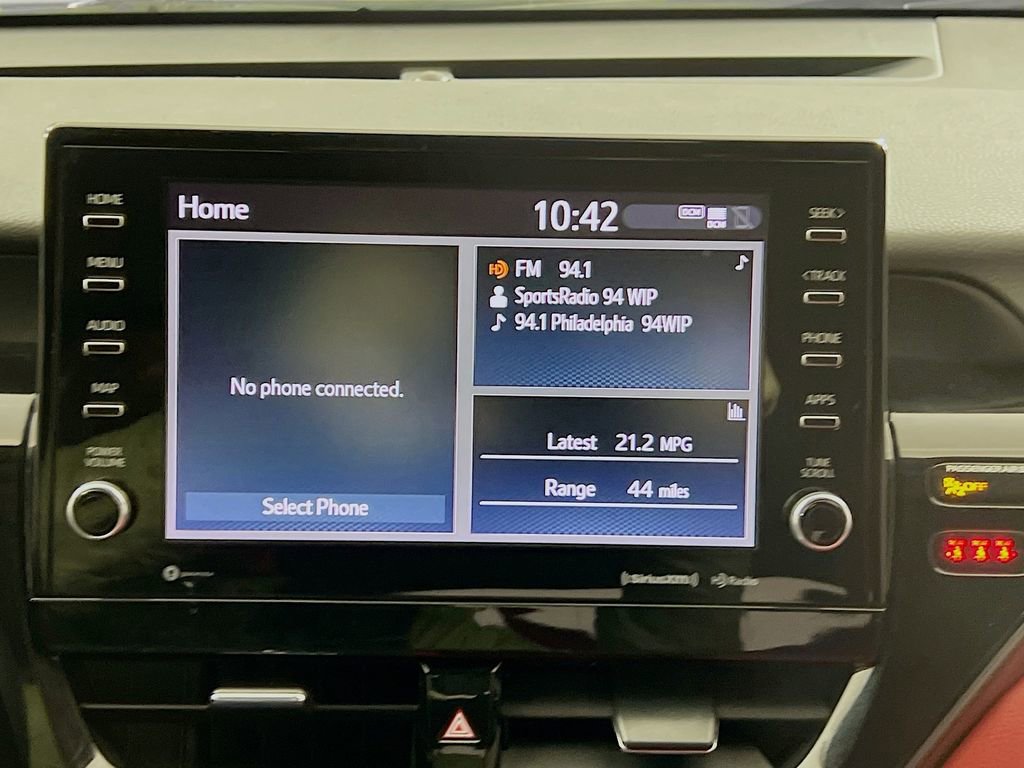 Used 2021 Toyota Camry XSE image 16