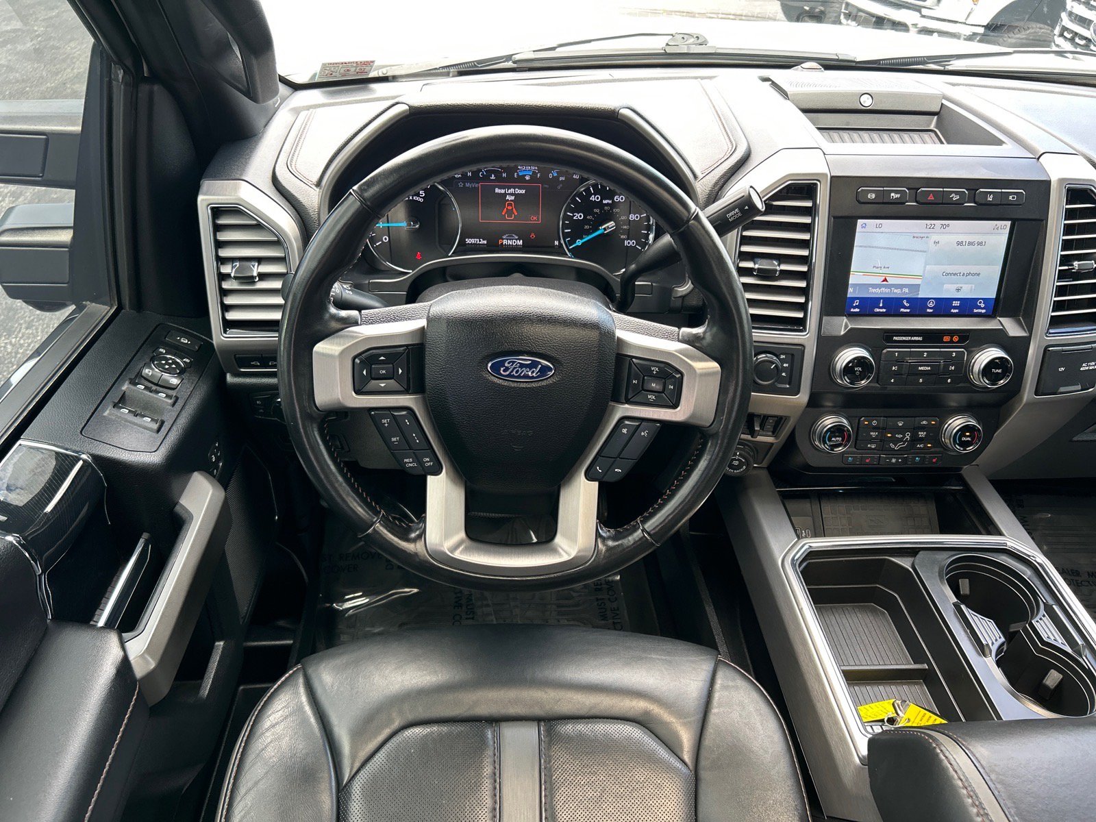Certified 2020 Ford F350 Platinum w/ FX4 Off-Road Package AWD/4WD image 5