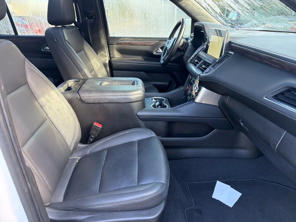 Used 2022 Chevrolet Tahoe Z71 w/ Luxury Package AWD/4WD image 29