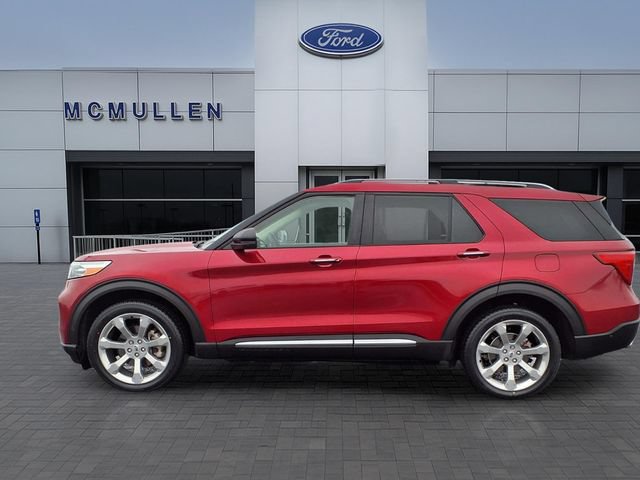 Certified 2020 Ford Explorer Platinum w/ Premium Technology Package AWD/4WD image 2