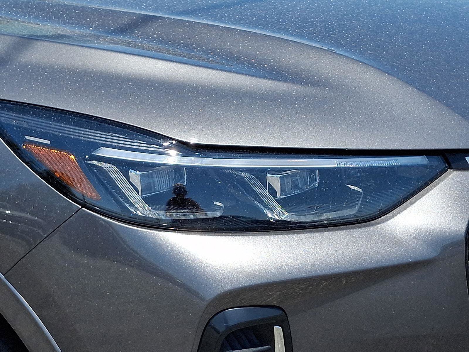 Certified 2023 Ford Escape ST-Line Elite w/ Premium Technology Package AWD/4WD image 9