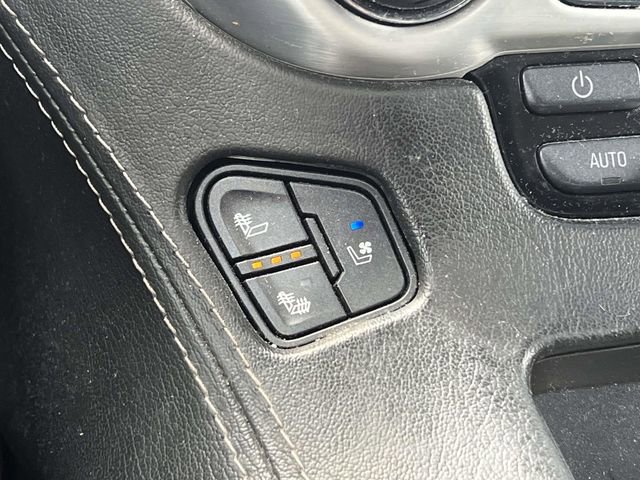 Used 2018 GMC Yukon SLT w/ Premium Edition AWD/4WD image 28
