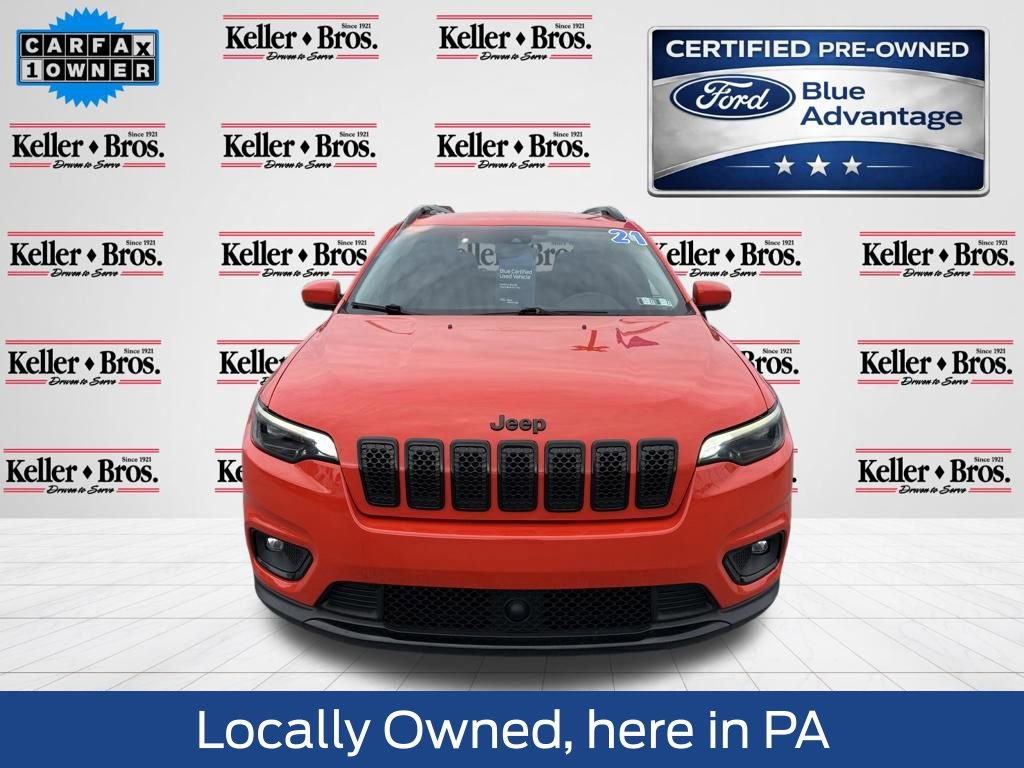 Used 2021 Jeep Cherokee Latitude Plus AWD/4WD image 2