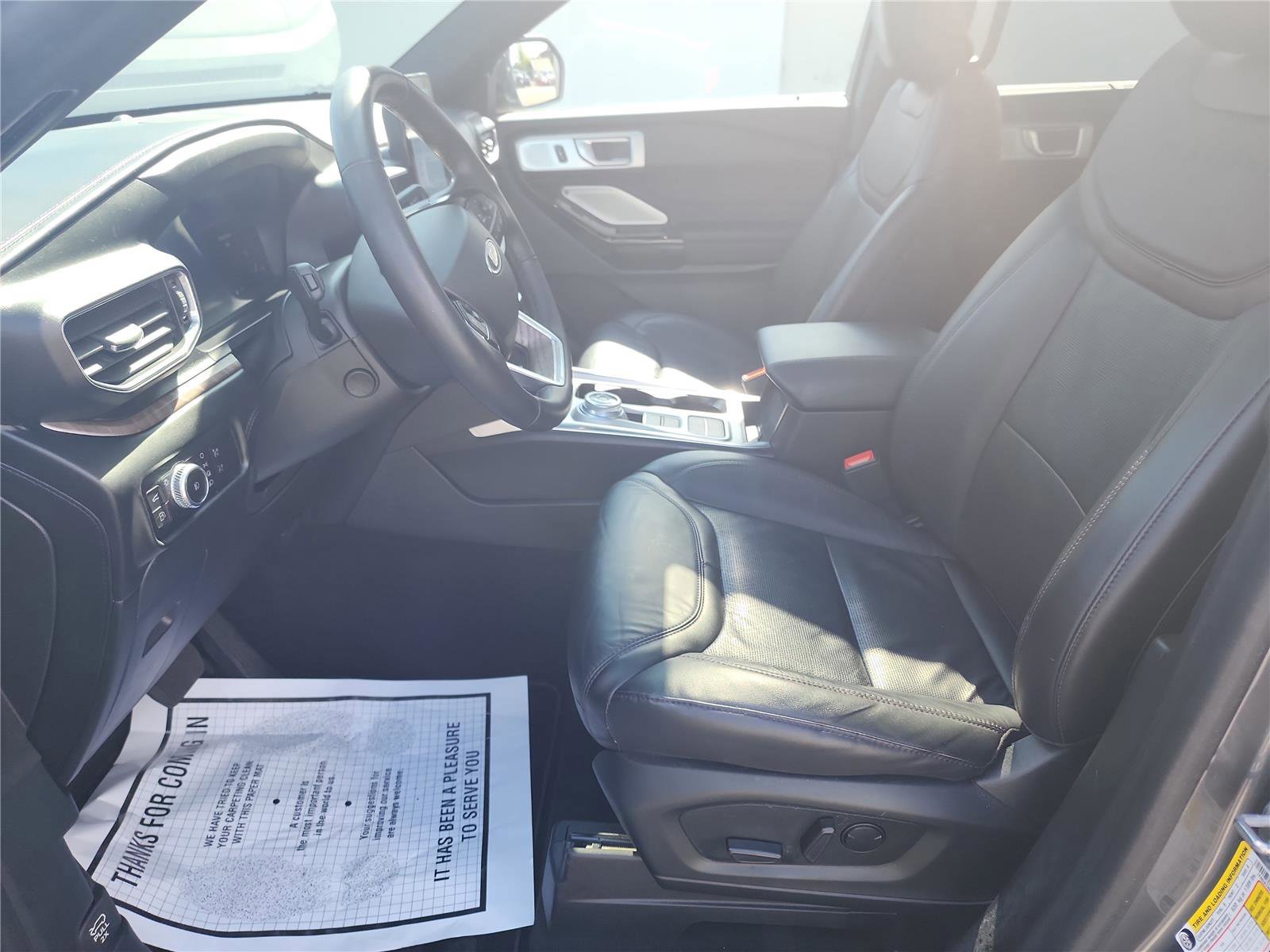 Certified 2023 Ford Explorer Platinum w/ Technology Package image 16