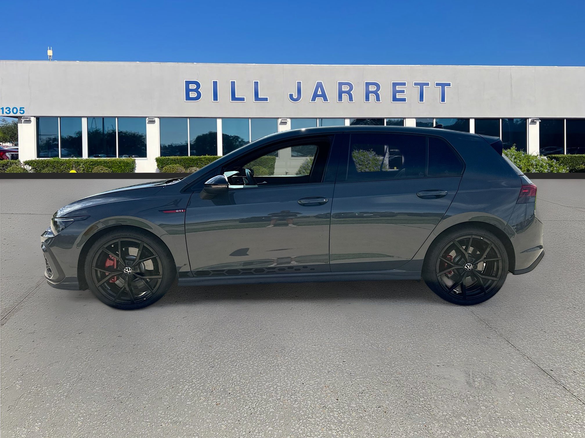 Used 2024 Volkswagen GTI Autobahn FWD image 4
