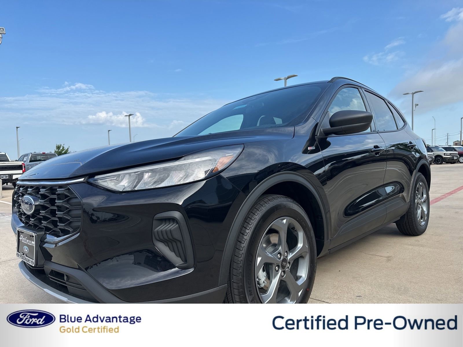 Certified 2025 Ford Escape ST-Line w/ Equipment Group 301A FWD image 1