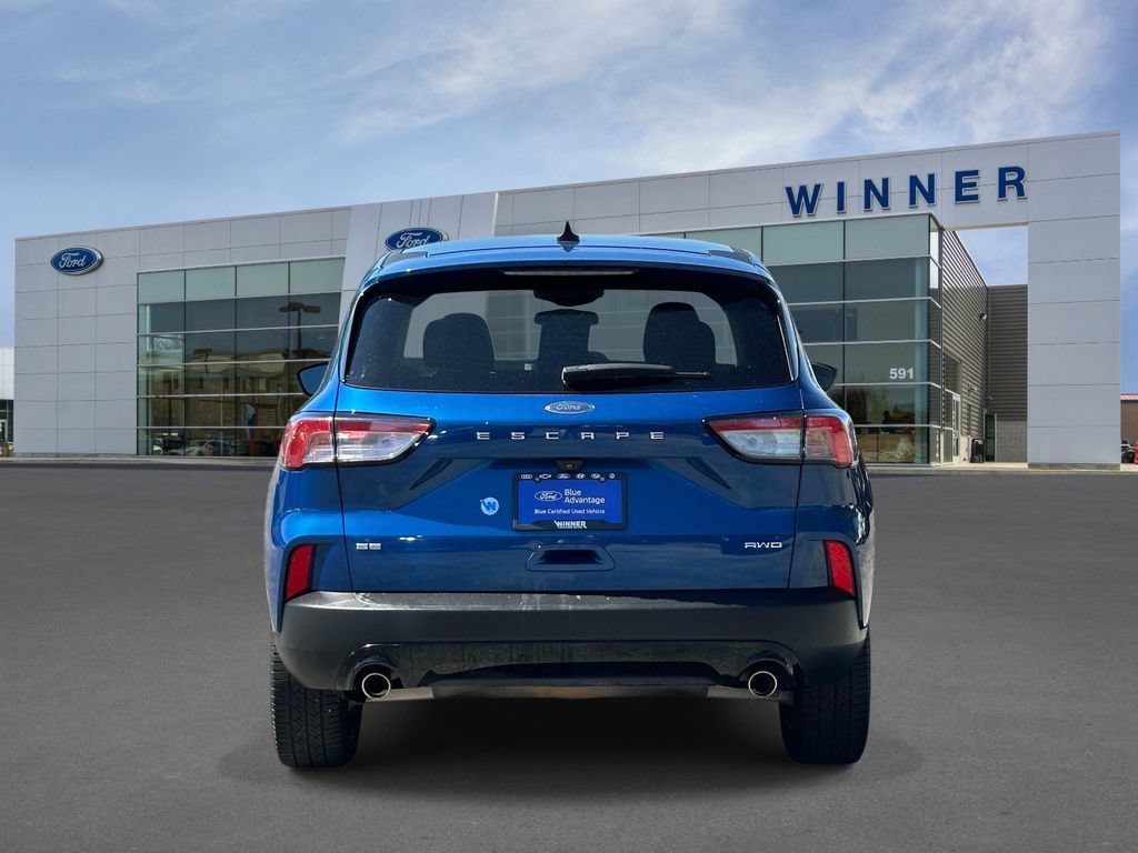 Certified 2022 Ford Escape SE w/ SE Sport Appearance Package AWD/4WD image 3