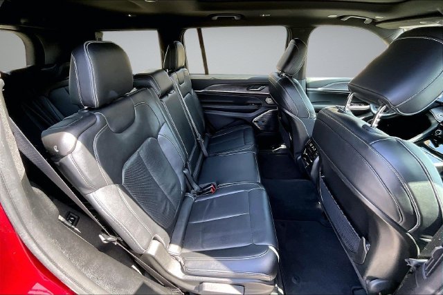 Used 2022 Jeep Grand Cherokee L Overland AWD/4WD image 25