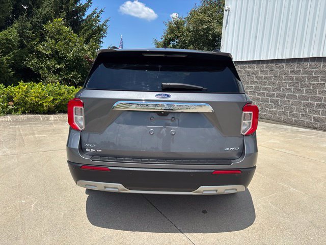 Certified 2023 Ford Explorer XLT w/ Equipment Group 202A AWD/4WD image 9