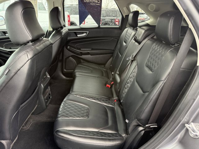 Certified 2024 Ford Edge Titanium AWD/4WD image 19