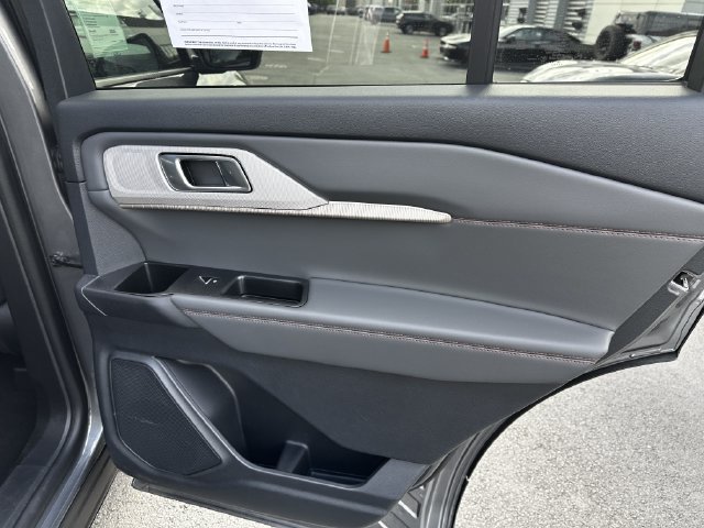 Certified 2025 Ford Explorer Active AWD/4WD image 39