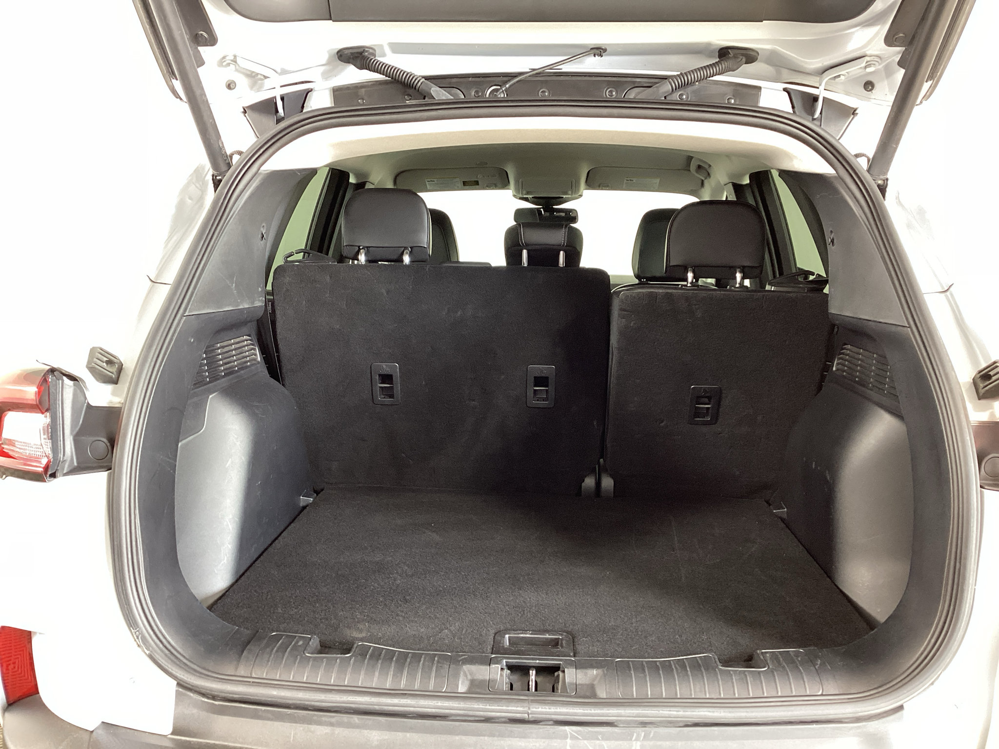 Certified 2025 Ford Escape Platinum AWD/4WD image 29