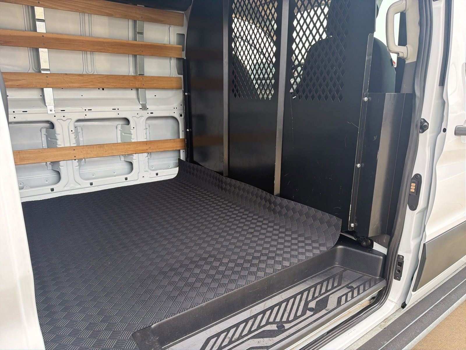 Certified 2024 Ford Transit 250 Base w/ Exterior Upgrade Package image 26