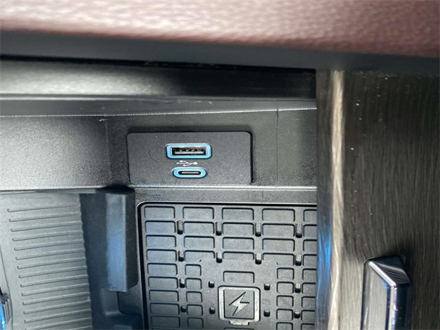 Certified 2024 Ford Expedition Limited image 41