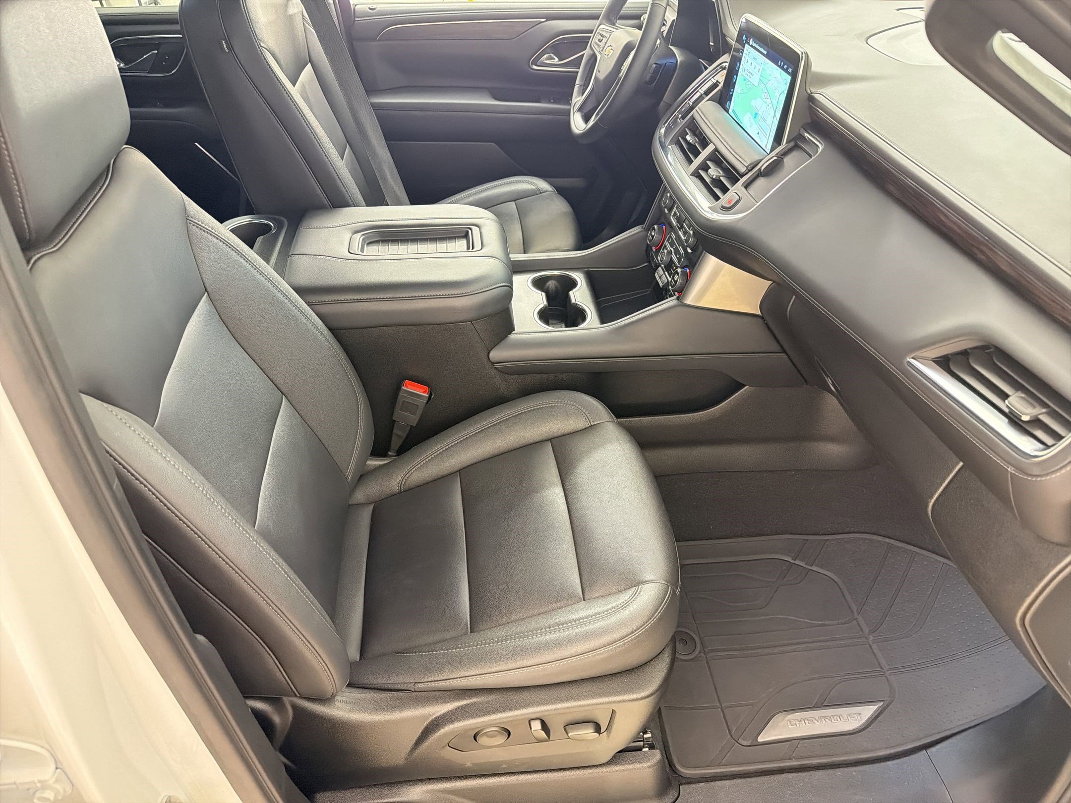 Used 2023 Chevrolet Tahoe LT w/ Luxury Package image 29