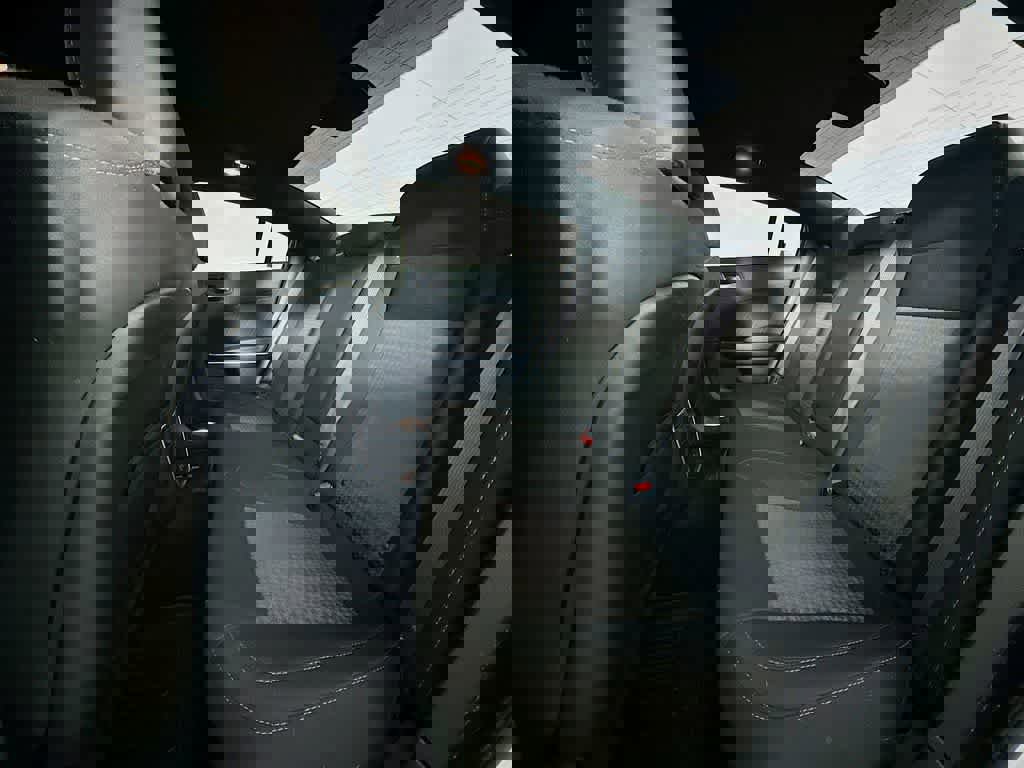 Used 2023 Dodge Charger R/T w/ Performance Handling Group image 17