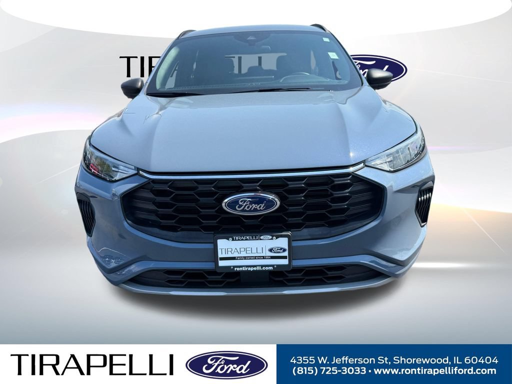 Certified 2024 Ford Escape ST-Line w/ Tech Pack #1 AWD/4WD image 7