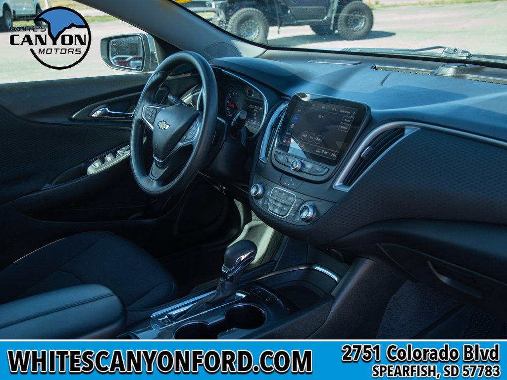 Used 2025 Chevrolet Malibu LT FWD image 18