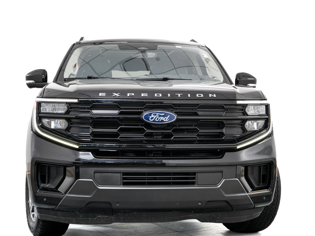 Certified 2025 Ford Expedition Max Active AWD/4WD image 3