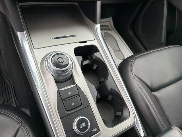 Certified 2022 Ford Explorer XLT w/ Equipment Group 202A image 11