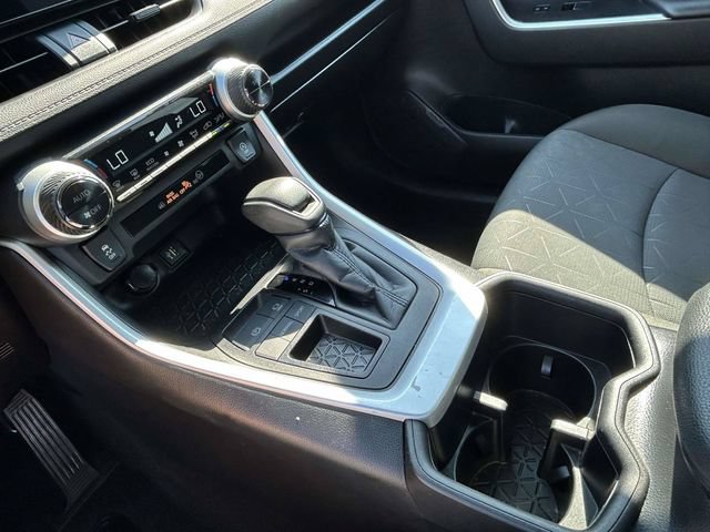 Used 2024 Toyota RAV4 XLE FWD image 14
