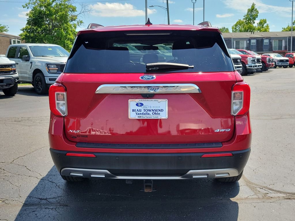 Certified 2021 Ford Explorer XLT w/ Equipment Group 202A AWD/4WD image 5
