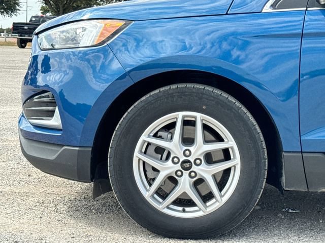 Certified 2024 Ford Edge SEL AWD/4WD image 10