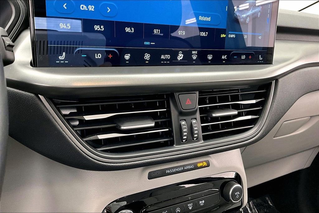 Certified 2025 Ford Escape Active w/ Active Premium Tech Pack FWD image 31