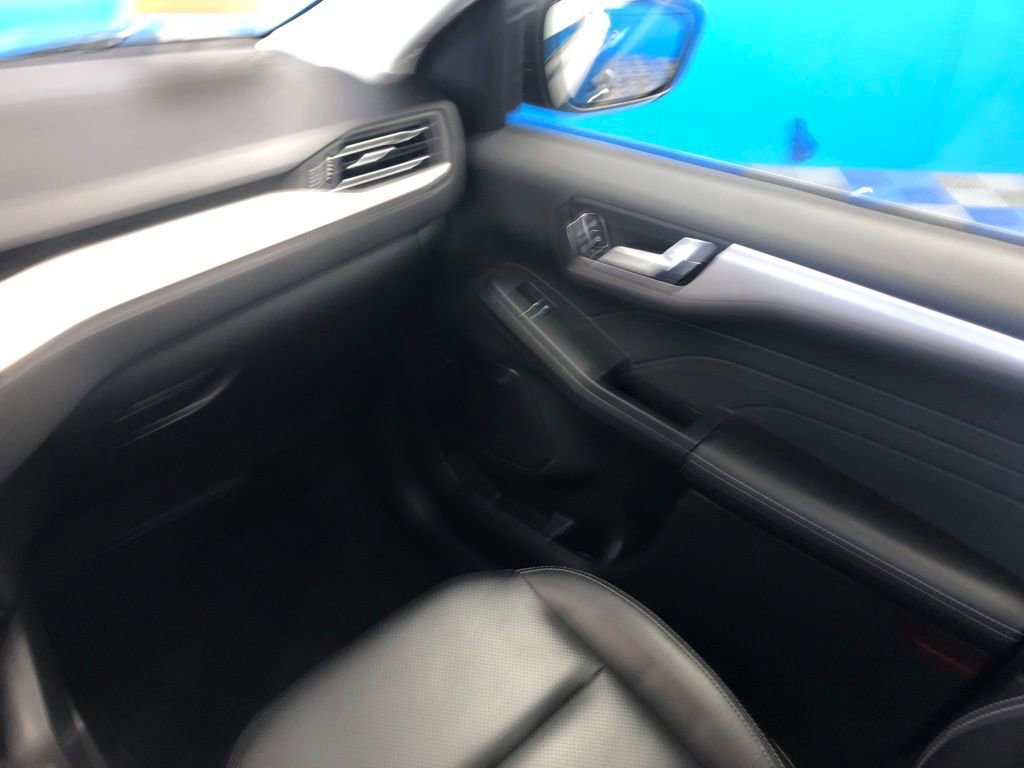 Certified 2022 Ford Escape SEL w/ Technology Package image 19