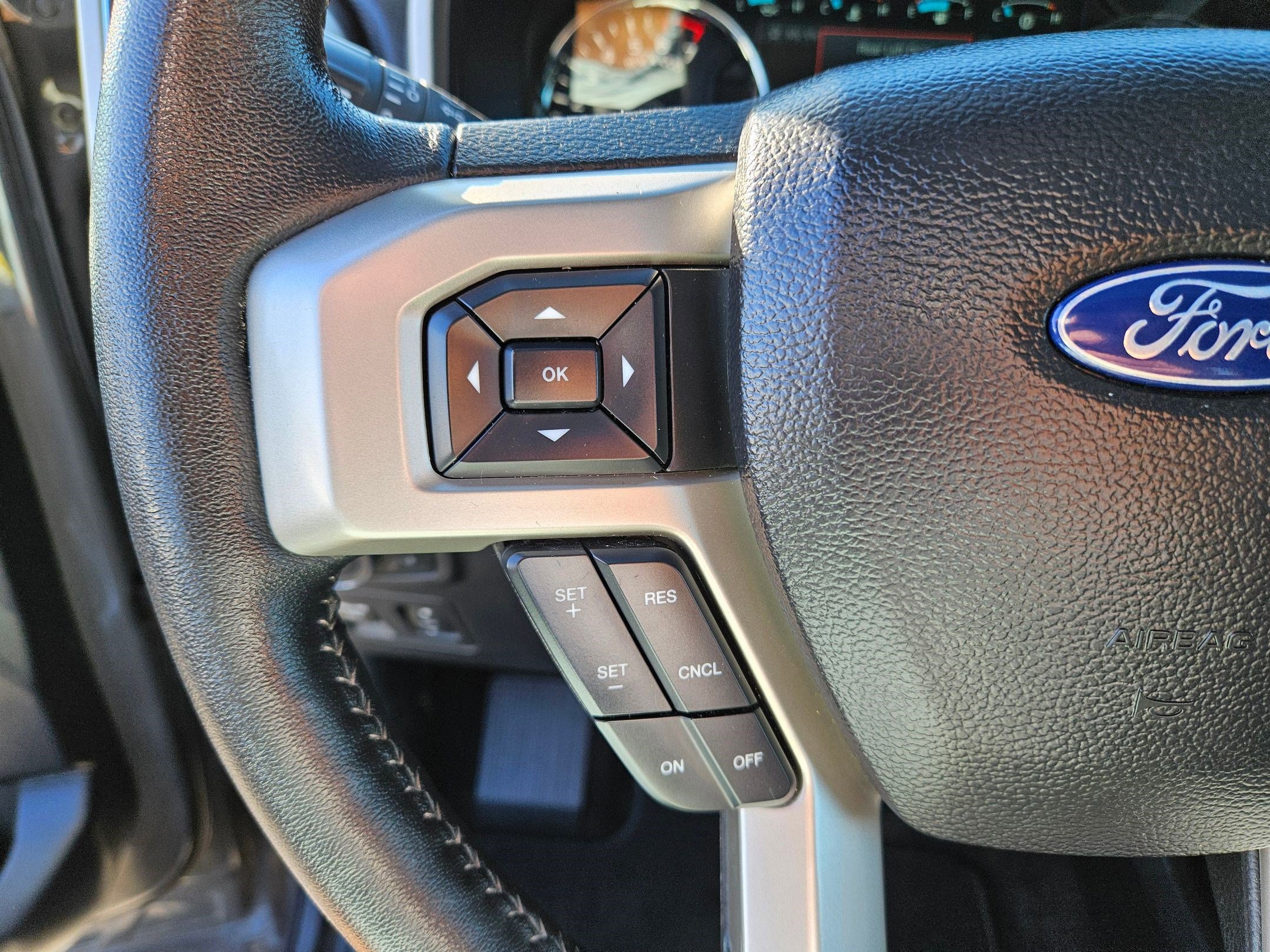 Certified 2020 Ford F150 Lariat w/ Equipment Group 502A Luxury AWD/4WD image 34