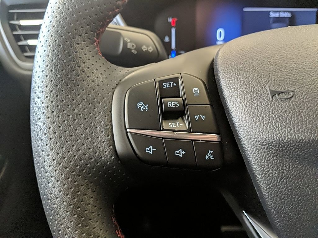 Certified 2024 Ford Escape ST-Line w/ Tech Pack #1 image 15