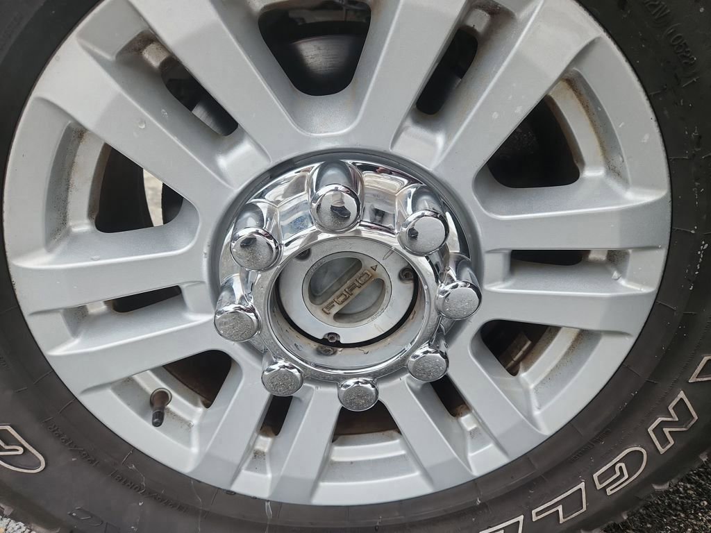 Certified 2017 Ford F250 XLT w/ XLT Value Package image 23