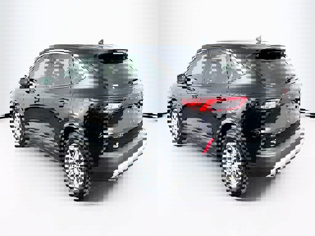 Certified 2023 Ford Escape Active image 3