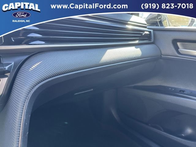 Used 2025 Toyota Camry SE image 26