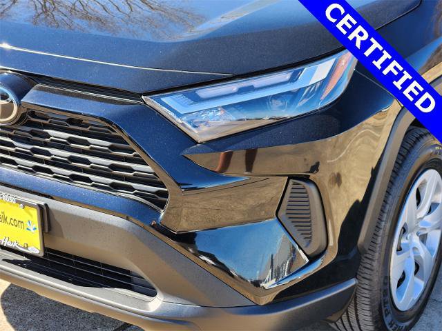 Used 2025 Toyota RAV4 LE image 7