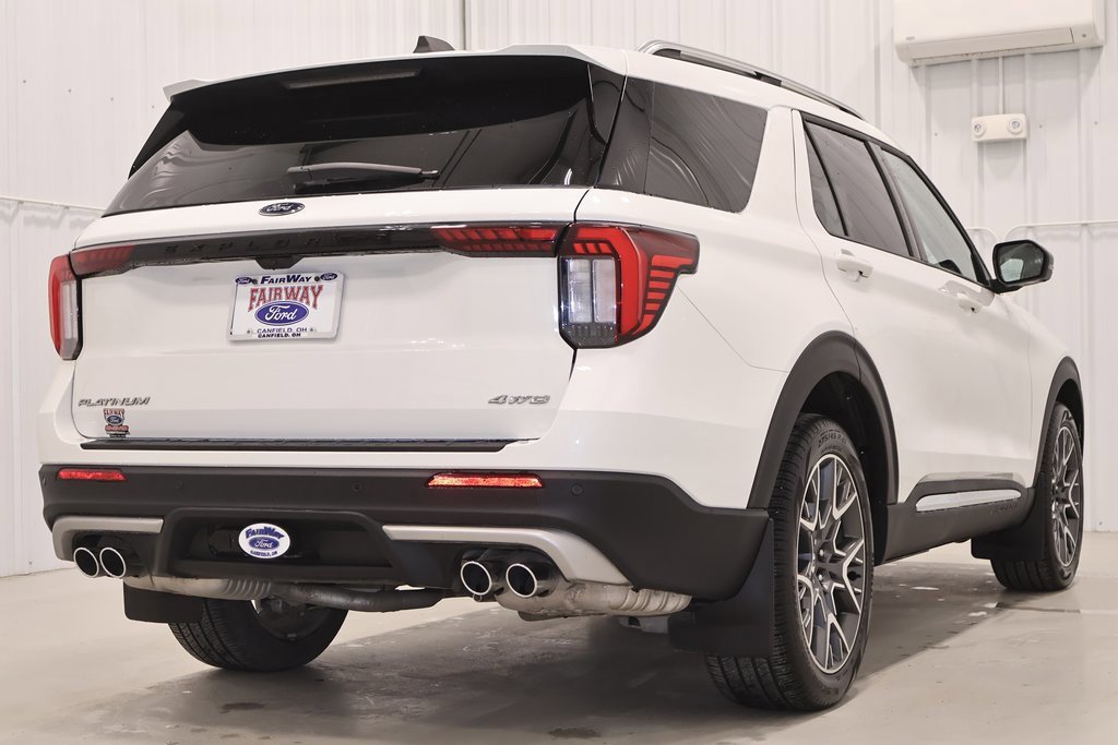 Certified 2025 Ford Explorer Platinum w/ Ultimate Package image 6