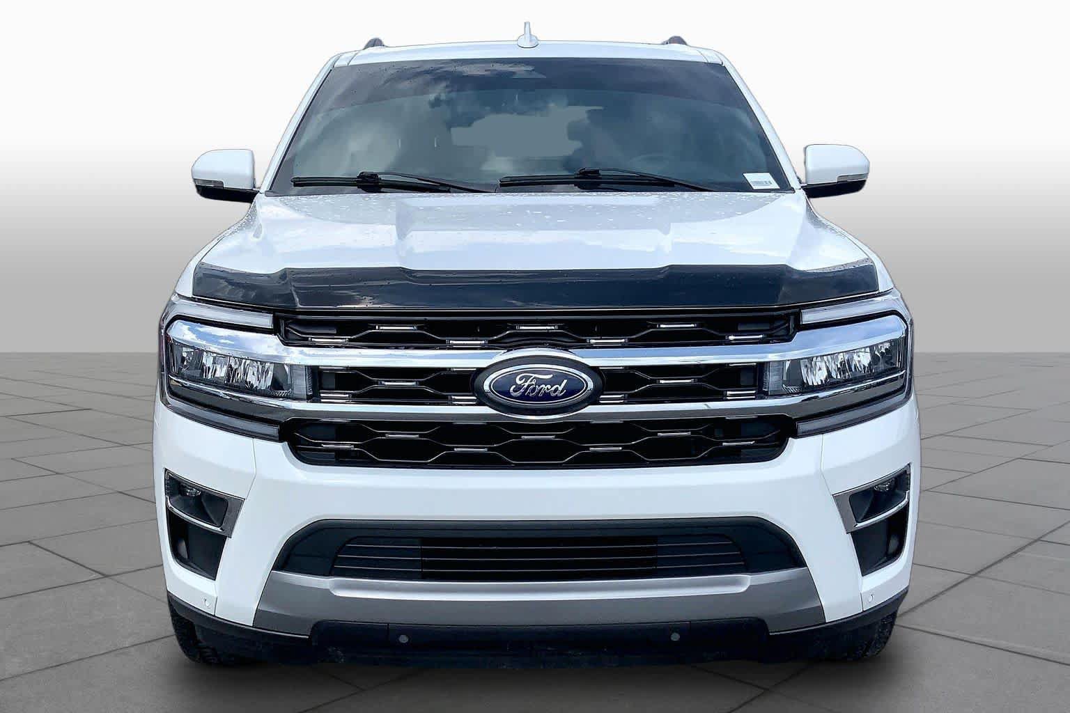 Certified 2024 Ford Expedition Limited RWD image 4