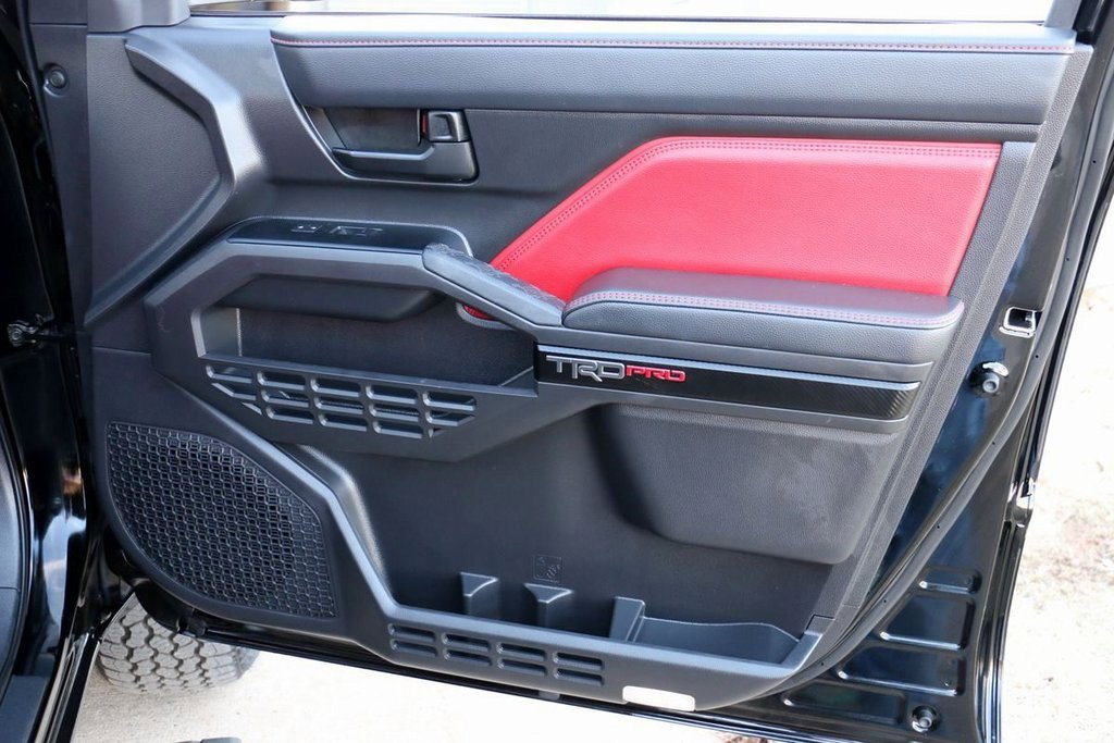 Used 2025 Toyota Tacoma TRD Pro image 40