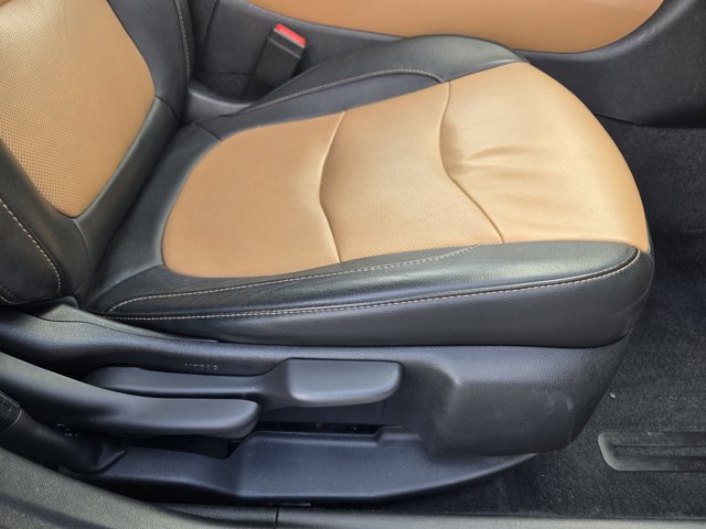 Used 2018 Chevrolet Volt Premier w/ Driver Confidence Package FWD image 21